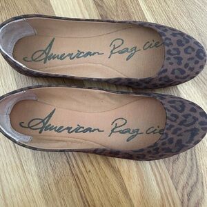American Rag Cie Women Aellie Ballet Flats Size 7 M Leopard Suede NWOB